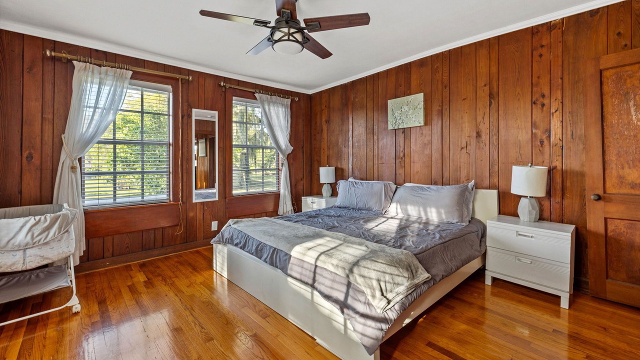Photo of Bedroom in Lake Magdalene