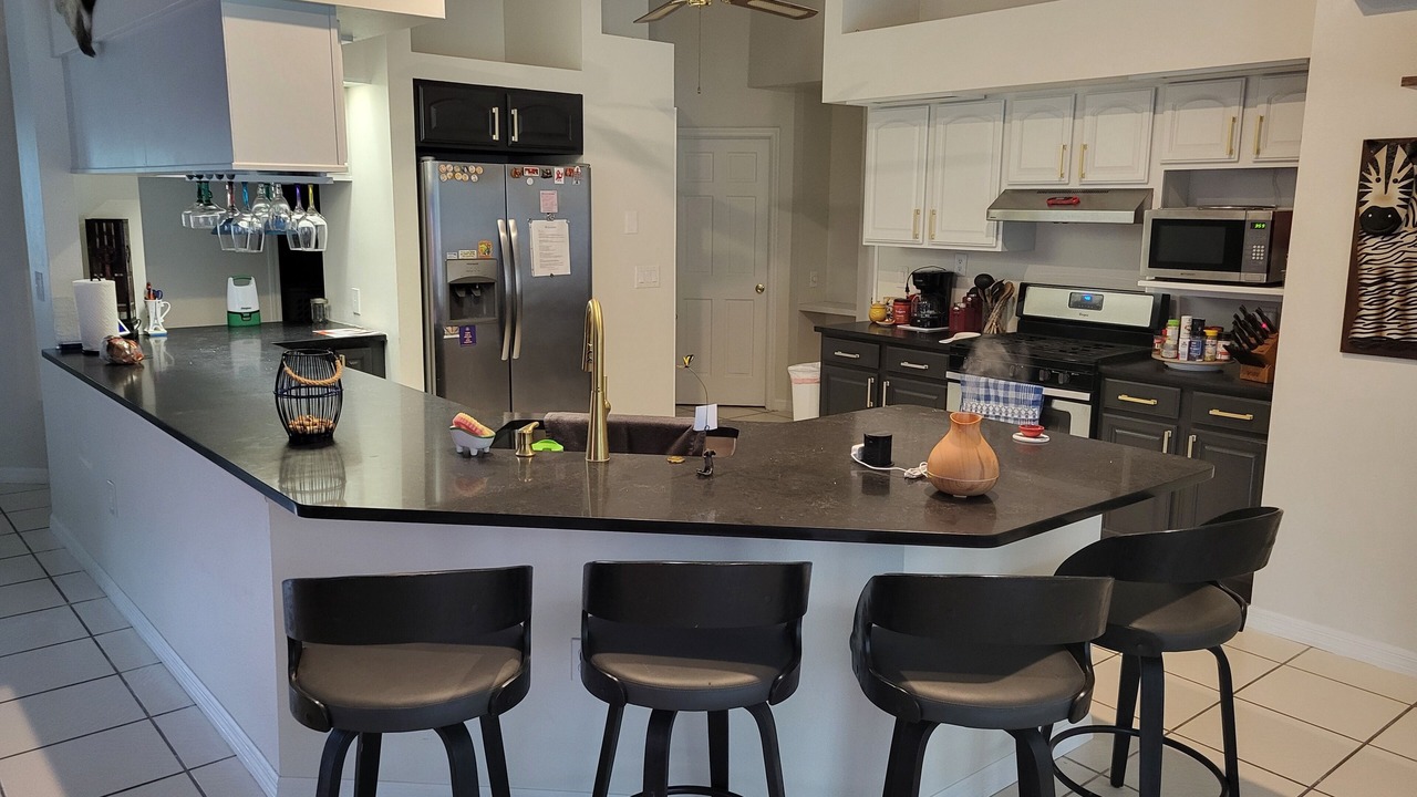 Photo of Kitchen in DeBary
