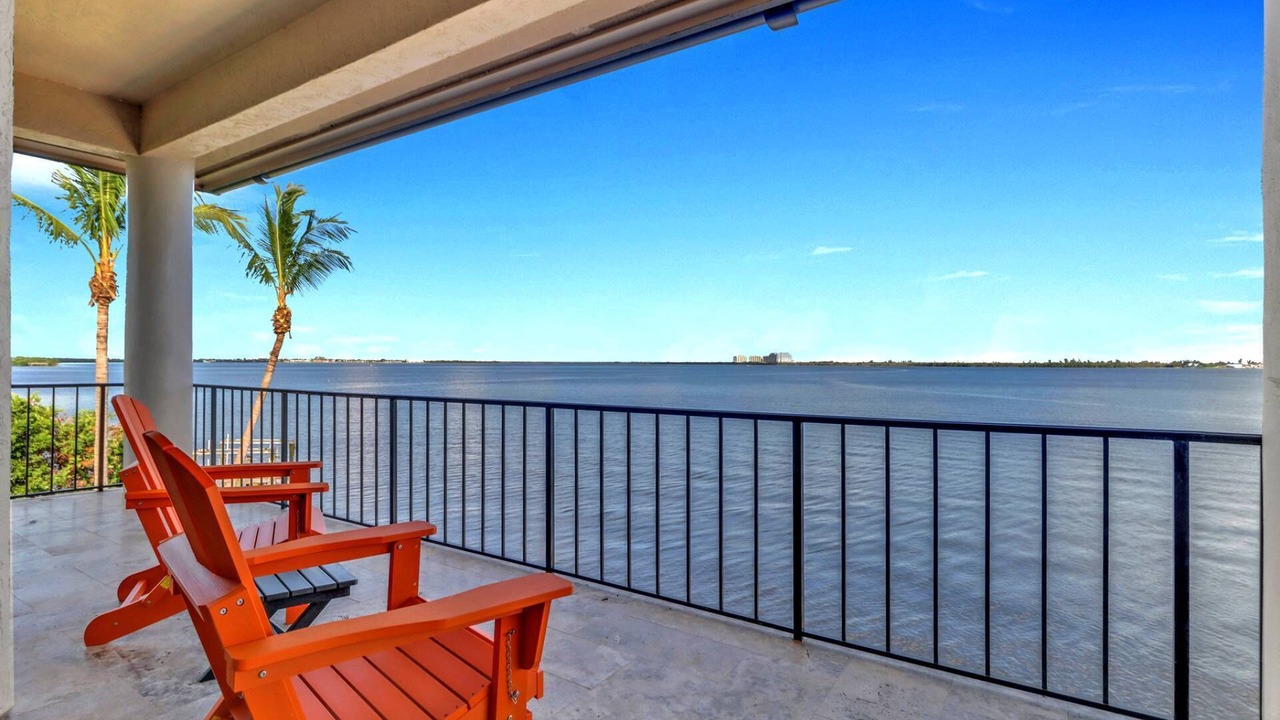 Photo of Patio Balcony in Iona Shores