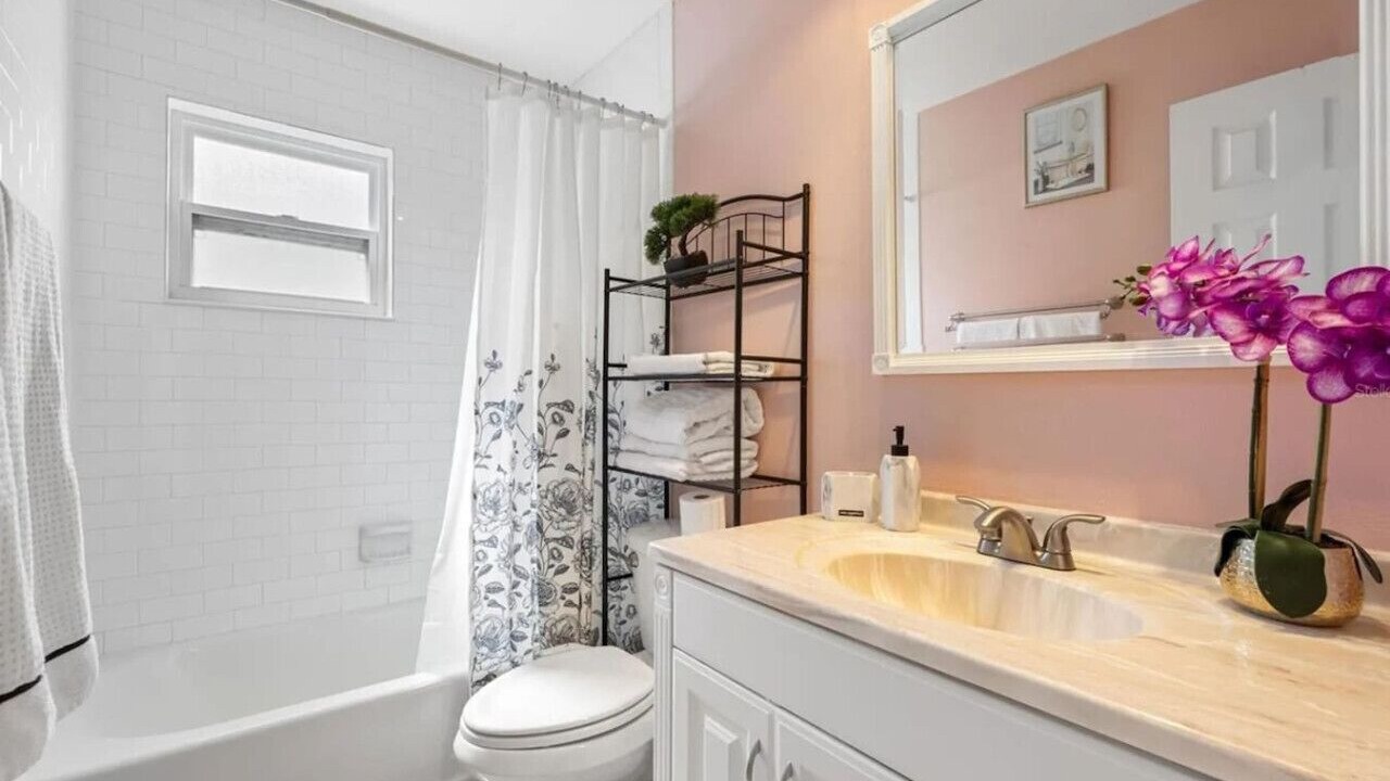 Photo of Bathroom in Greenbrook Estates