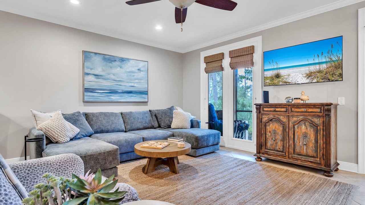 Photo of Bedroom in Gulf Place