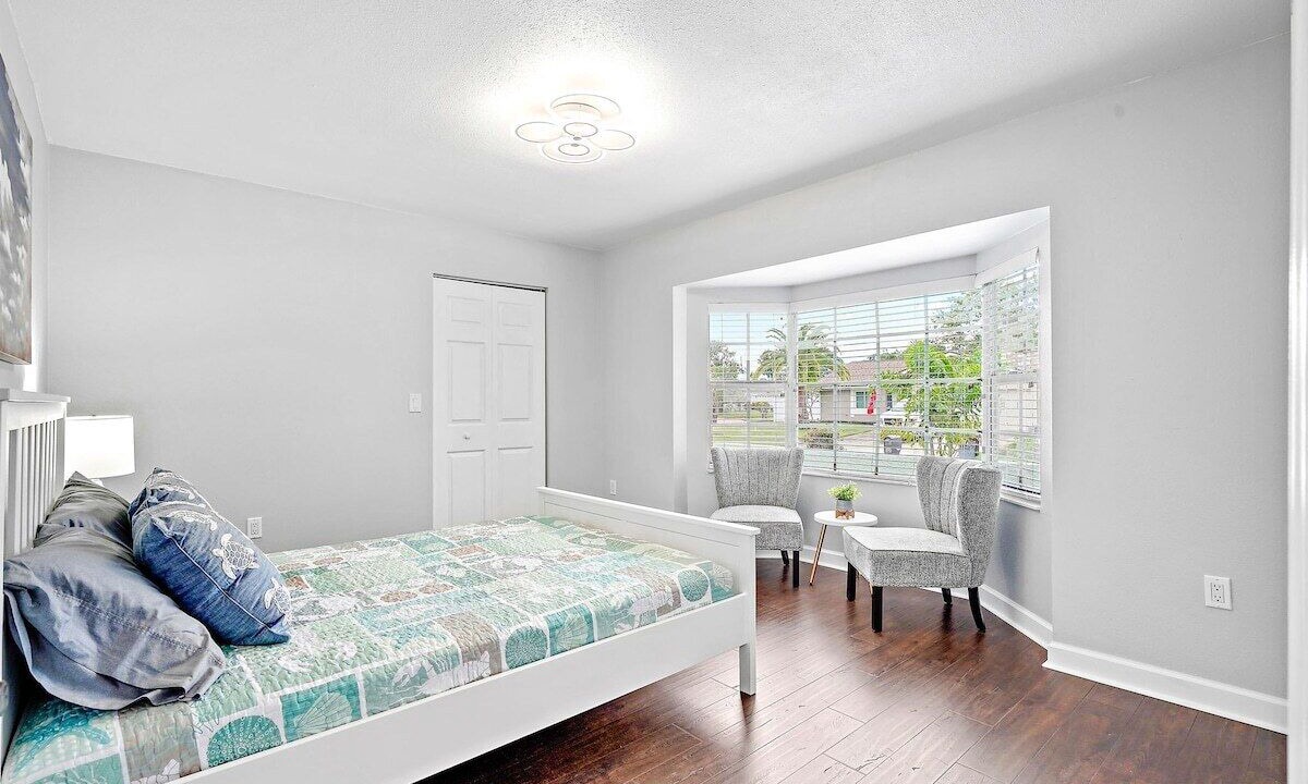 Photo of Bedroom in Pinellas Park