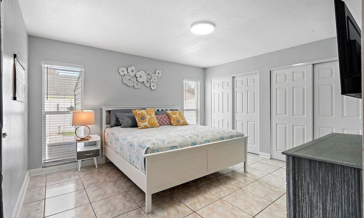 Photo of Bedroom in Pinellas Park