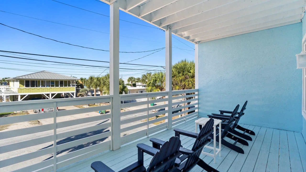Photo of Patio Balcony in Bahama Beach