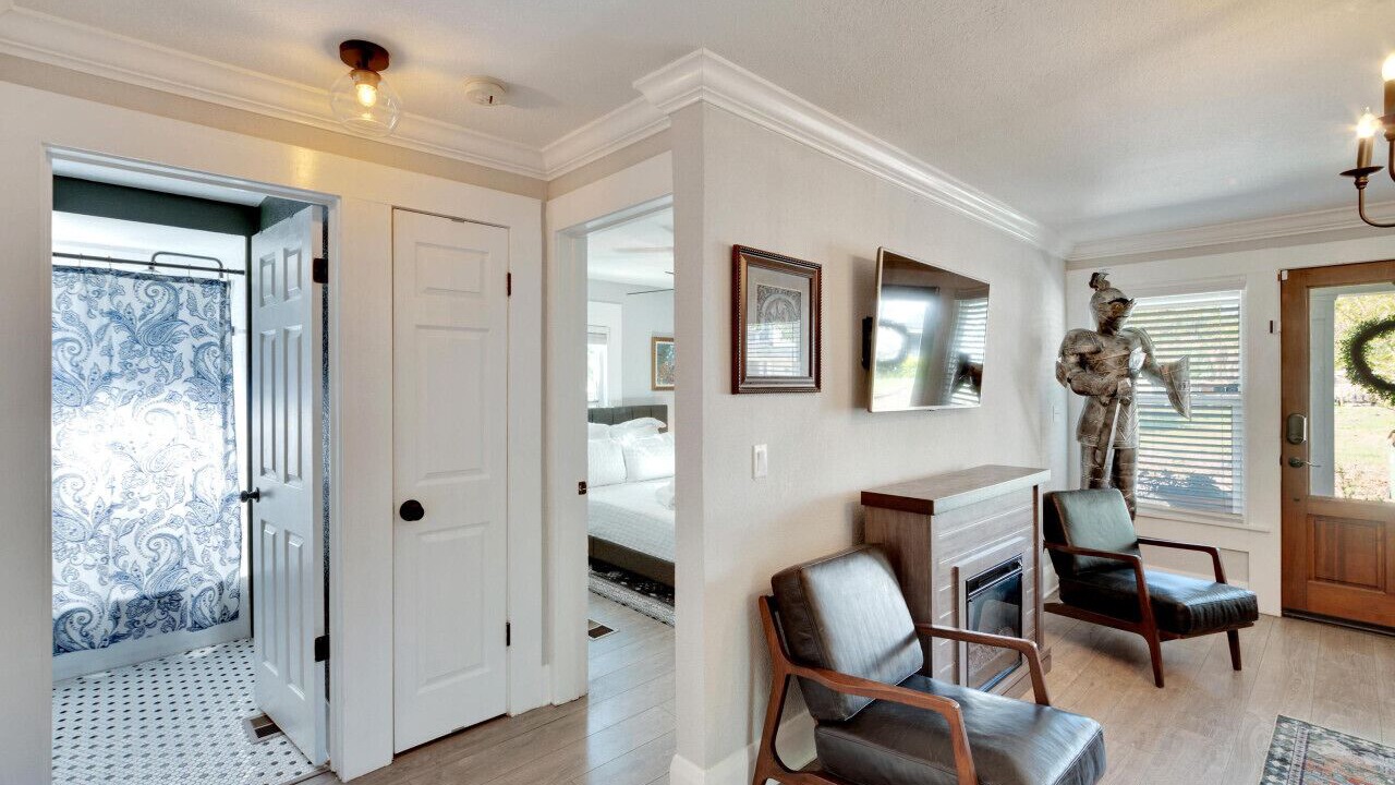 Photo of Bathroom in Tampa Heights