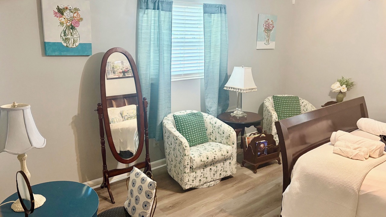 Photo of Bedroom in Westside