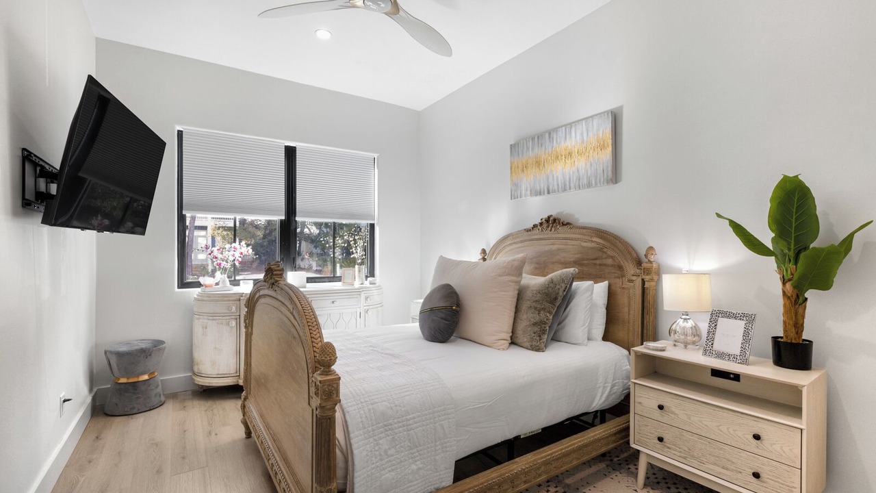 Photo of Bedroom in Seagrove Beach