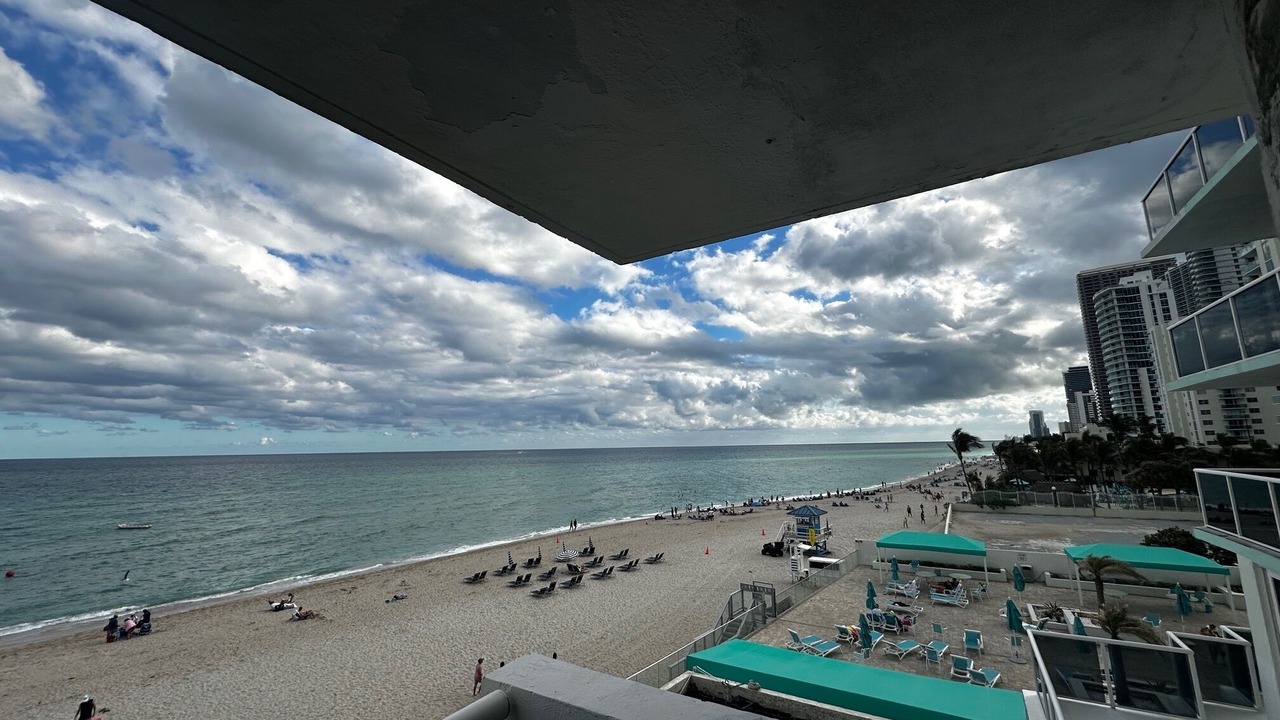 Photo of Patio Balcony in Hollywood South Central Beach