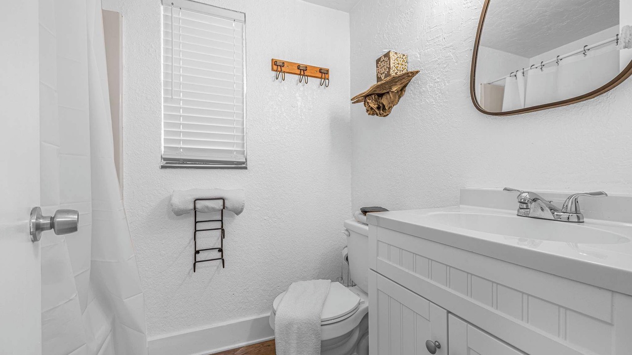 Photo of Bathroom in Orlando Beach