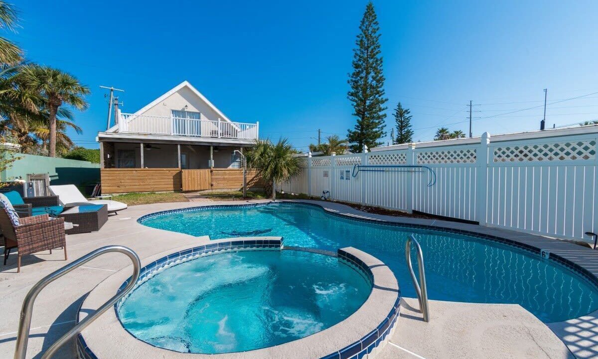 Photo of Outdoor in Orlando Beach