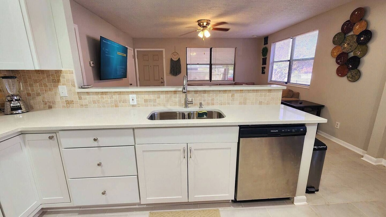 Photo of Kitchen in Westside