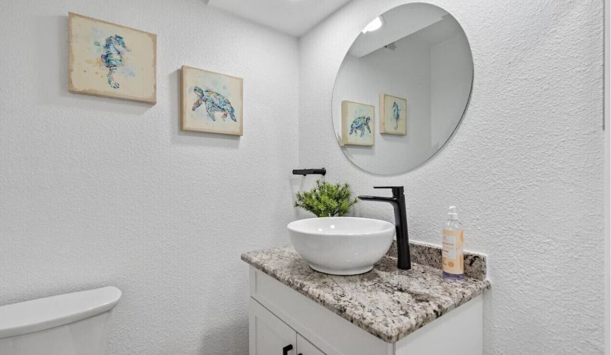 Photo of Bathroom in Seminole