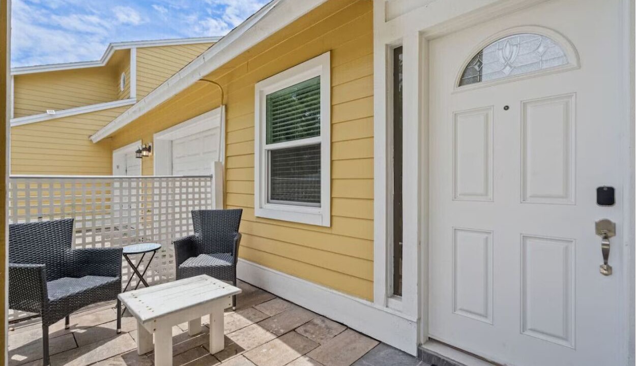 Photo of Patio Balcony in Seminole