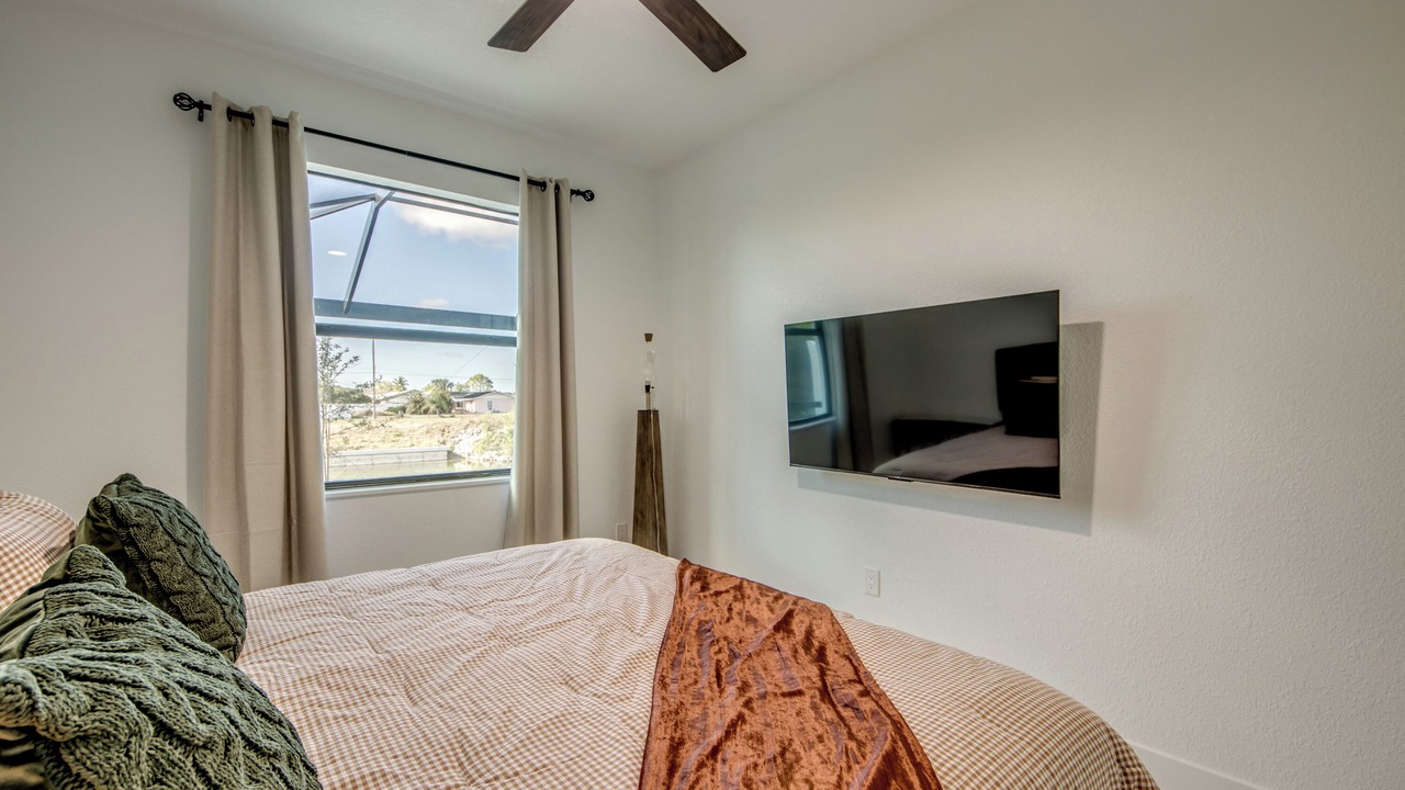 Photo of Bedroom in Pelican