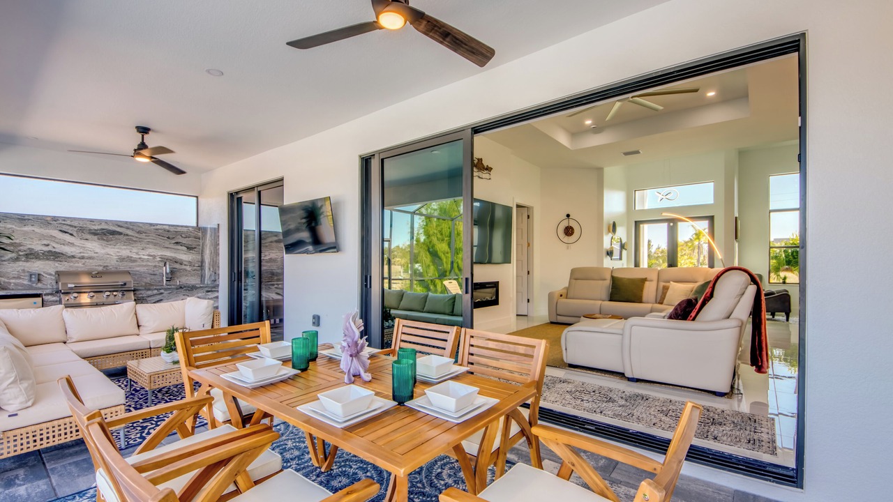Photo of Outdoor in Pelican