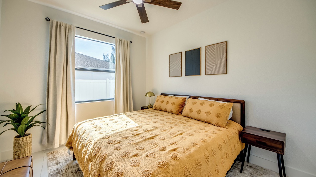 Photo of Bedroom in Pelican