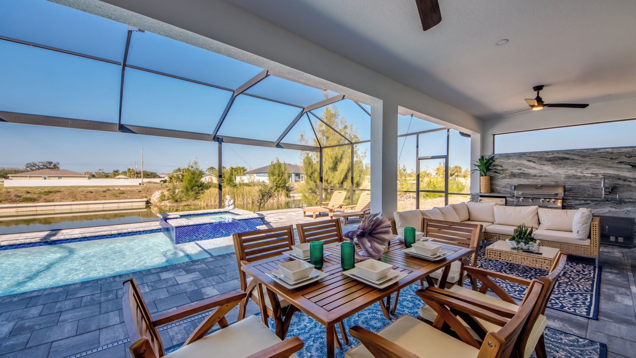 Photo of Outdoor in Pelican