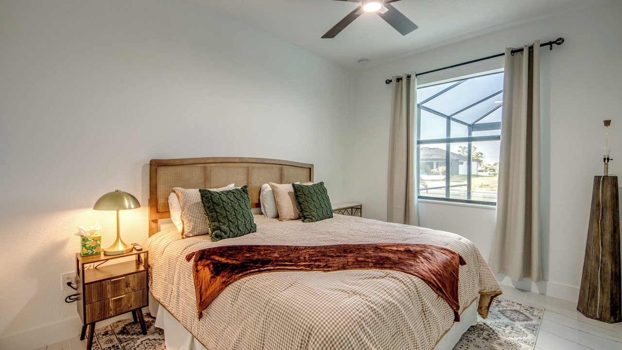 Photo of Bedroom in Pelican