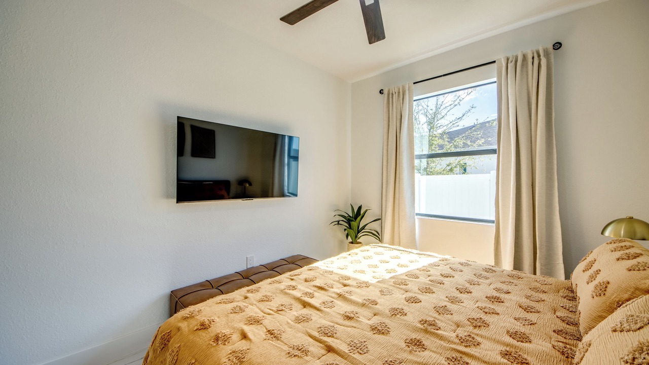 Photo of Bedroom in Pelican