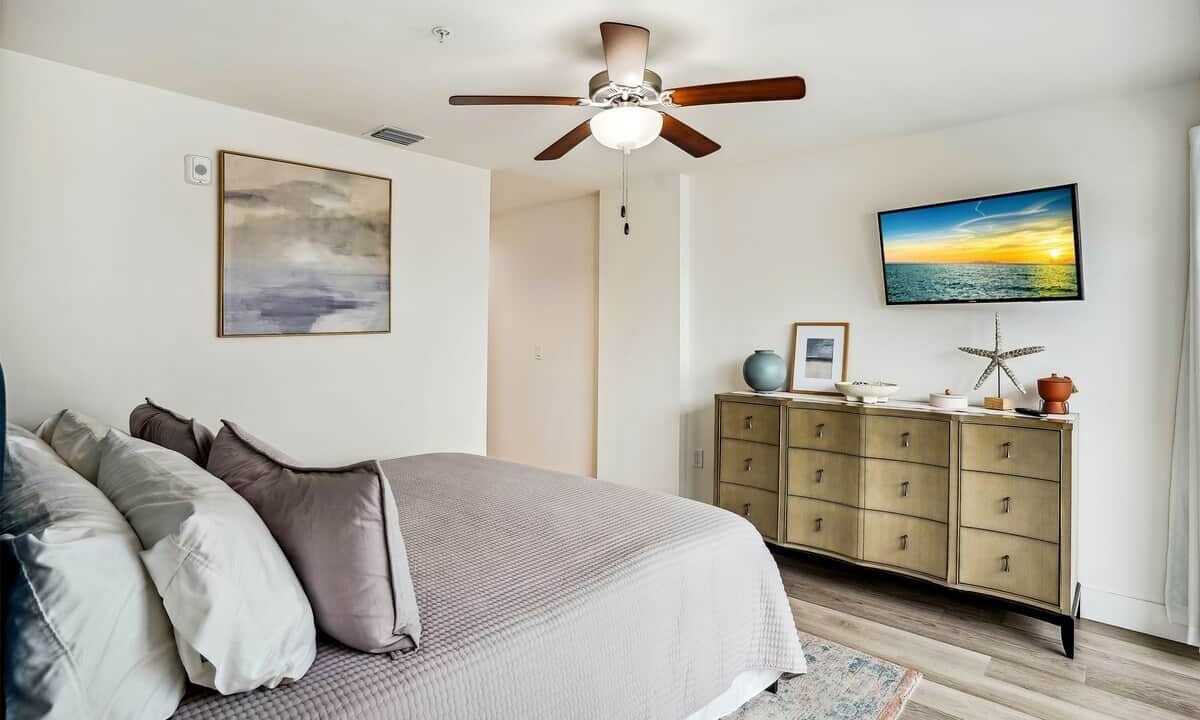 Photo of Bedroom in Madeira Beach
