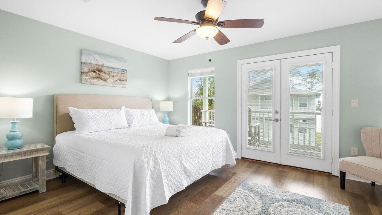 Photo of Bedroom in Dune Allen Beach