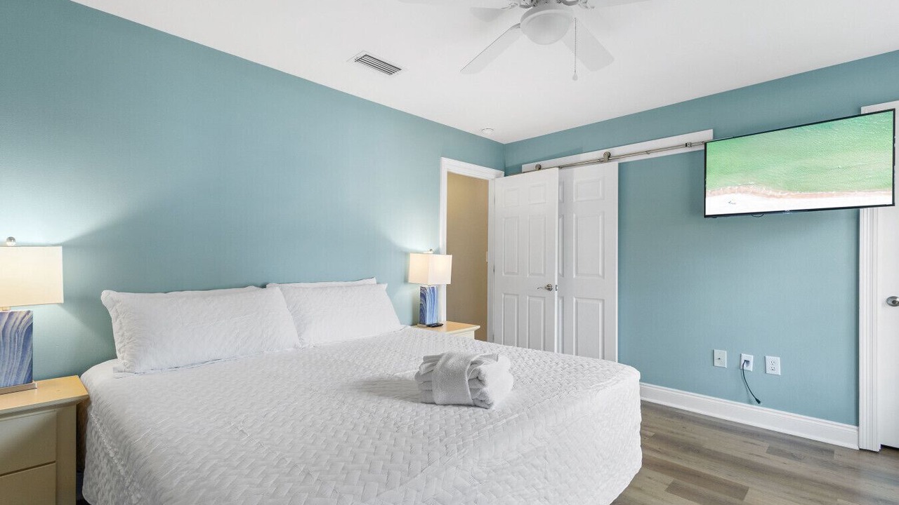 Photo of Bedroom in Dune Allen Beach