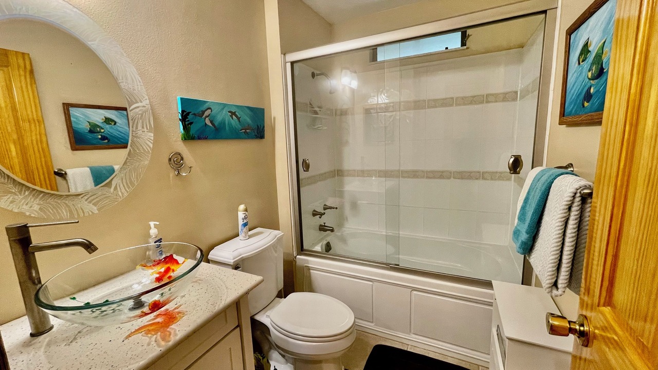 Photo of Bathroom in Little Torch Key