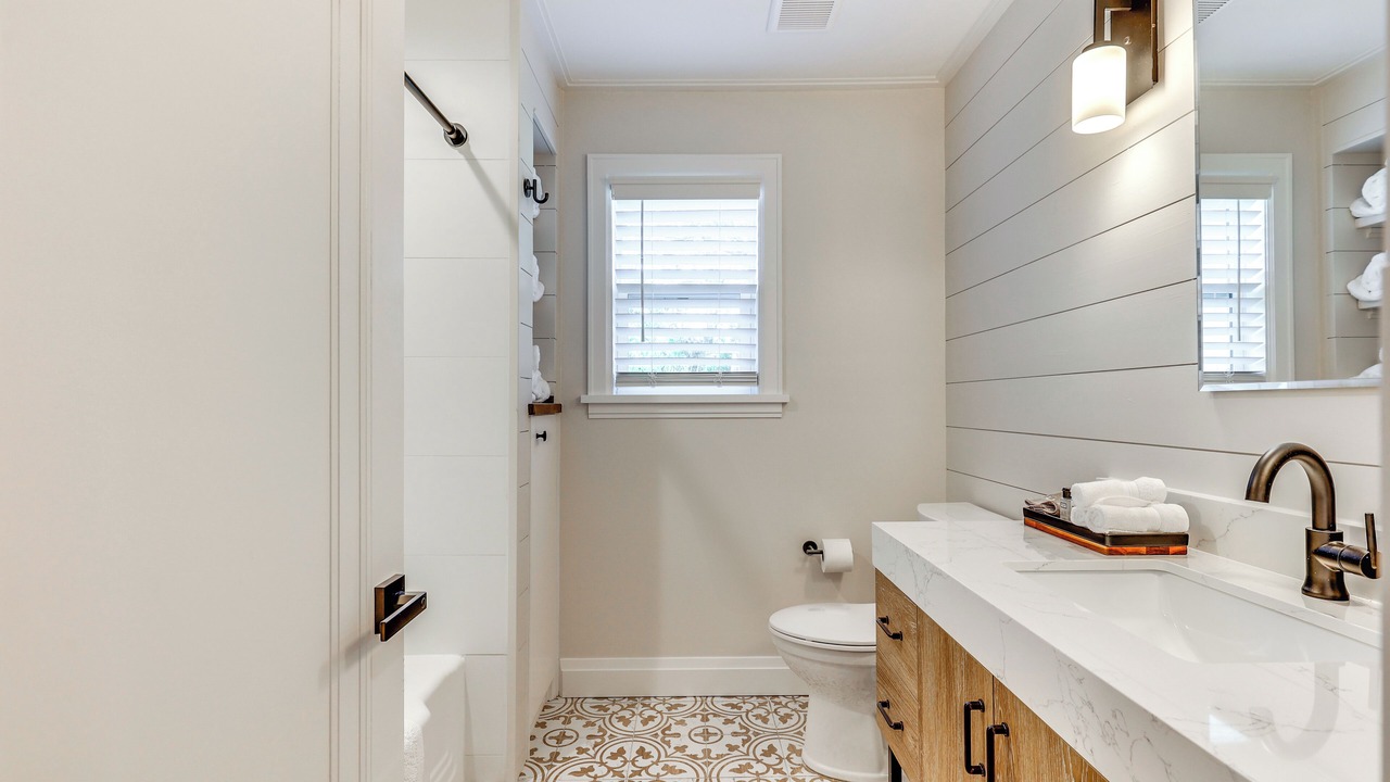 Photo of Bathroom in Lakeland