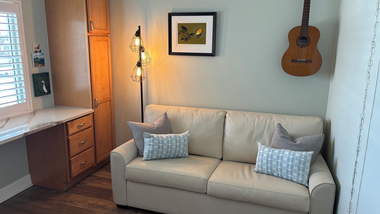 Photo of Livingroom in Ocean View Halifax Estates