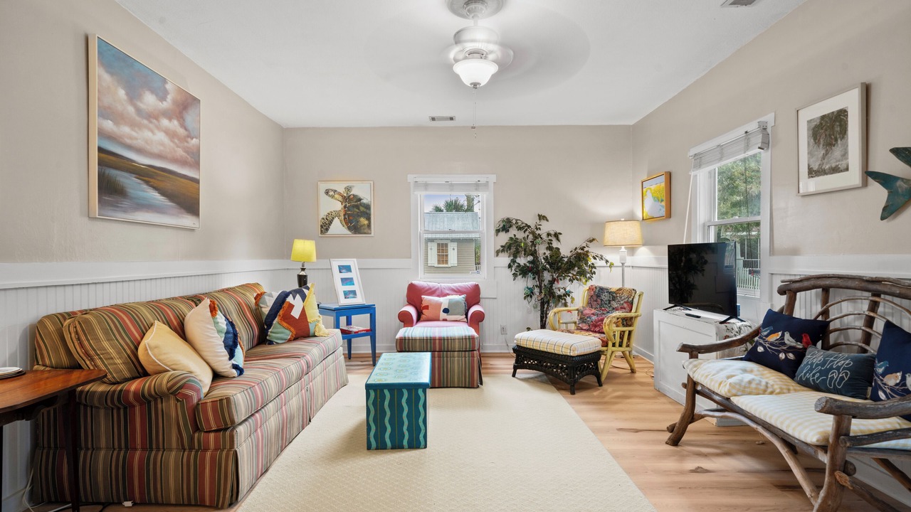 Photo of Livingroom in Thunderbolt