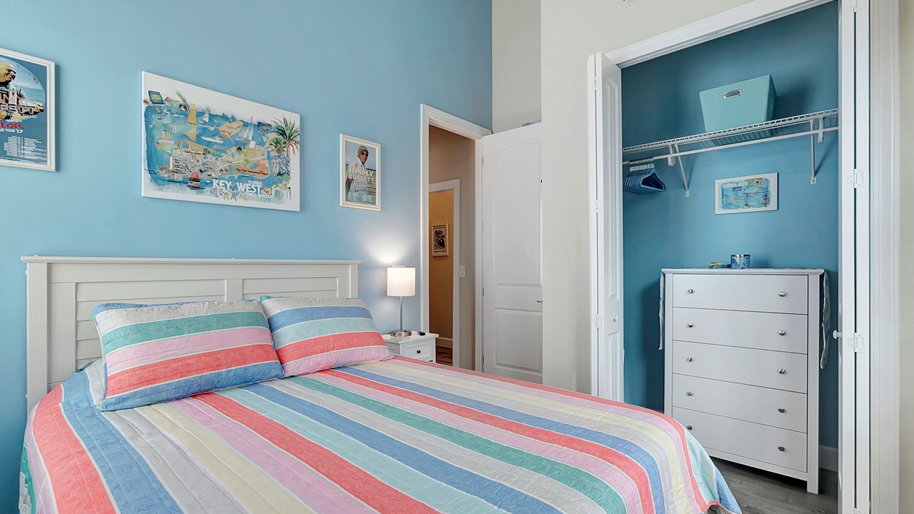 Photo of Bedroom in Weeki Wachee Gardens