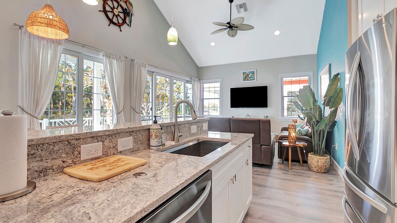 Photo of Kitchen in Weeki Wachee Gardens