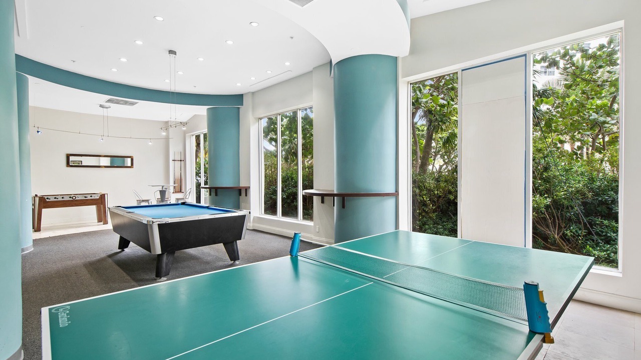 Photo of Bedroom in Hollywood South Central Beach
