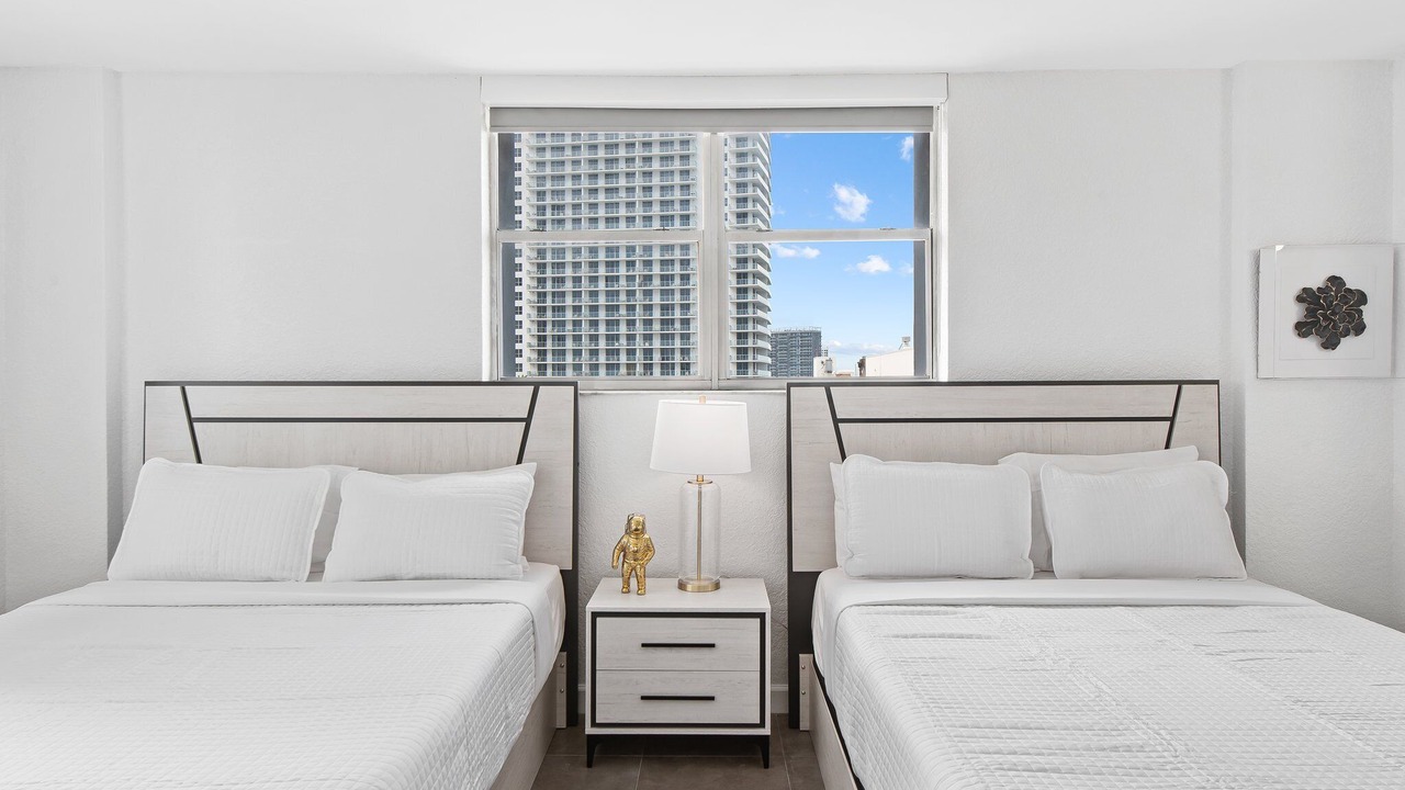 Photo of Bedroom in Hollywood South Central Beach