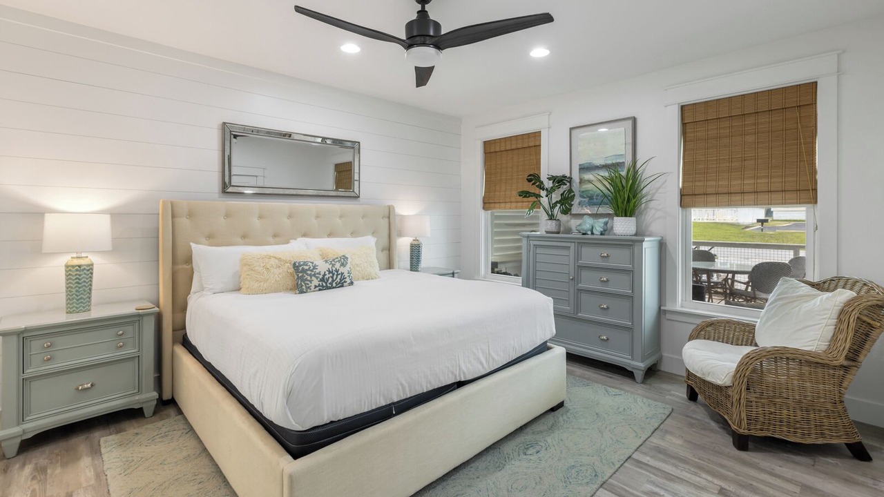 Photo of Bedroom in Seacrest