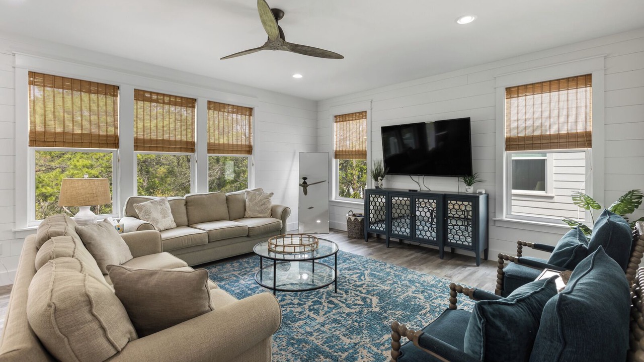 Photo of Livingroom in Seacrest