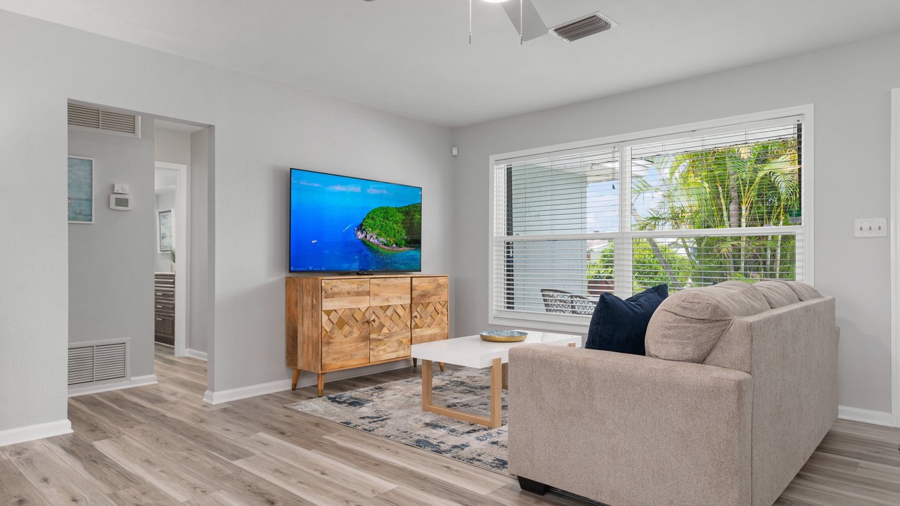 Photo of Livingroom in Coral Shores