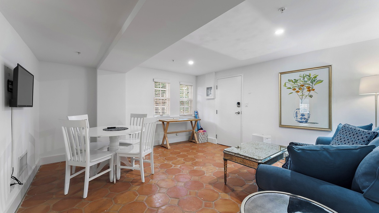 Photo of Livingroom in Palm Beach