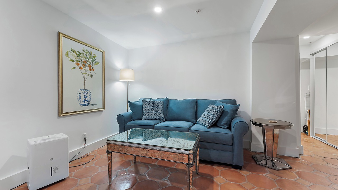 Photo of Livingroom in Palm Beach