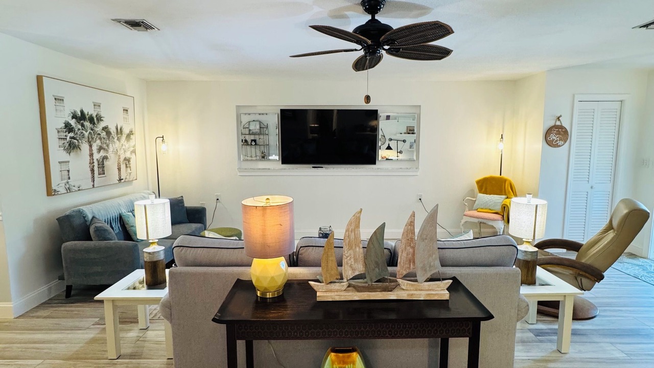 Photo of Livingroom in Riverside