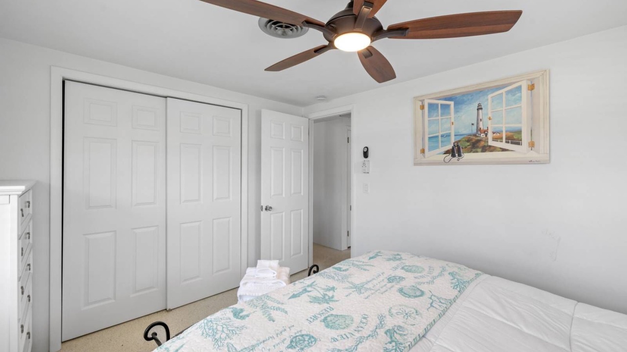 Photo of Bedroom in Englewood South