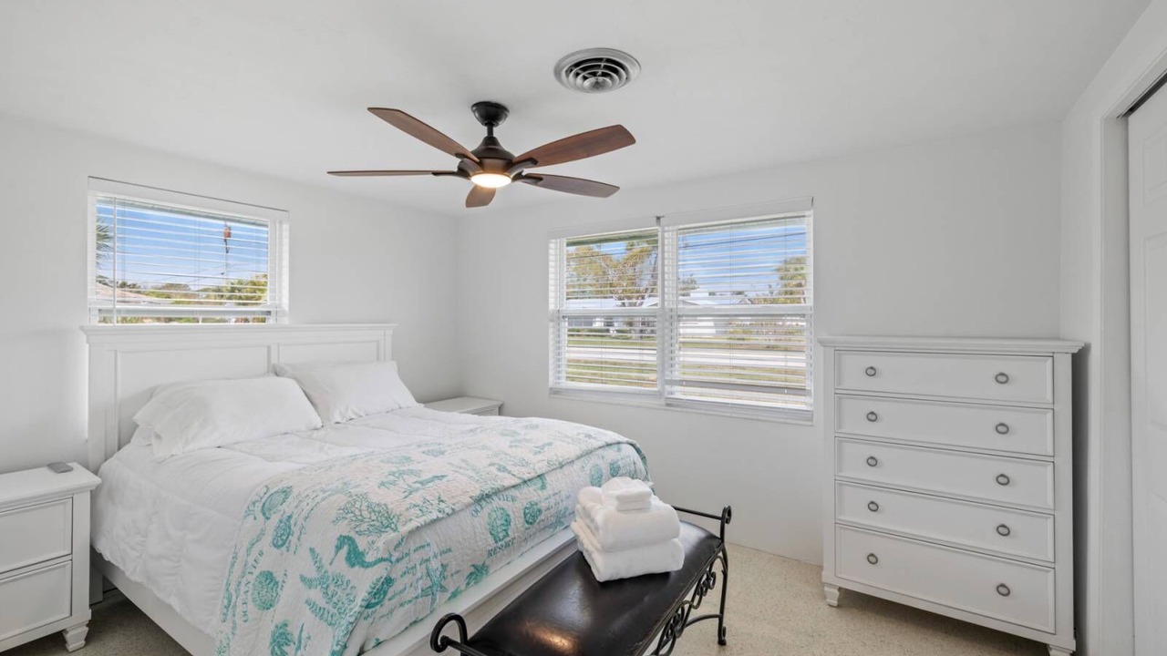 Photo of Bedroom in Englewood South