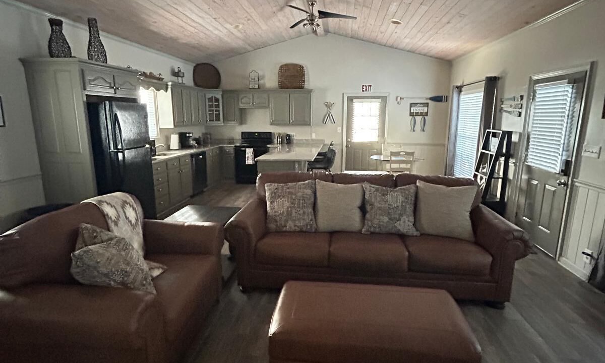 Photo of Livingroom in Moultrie