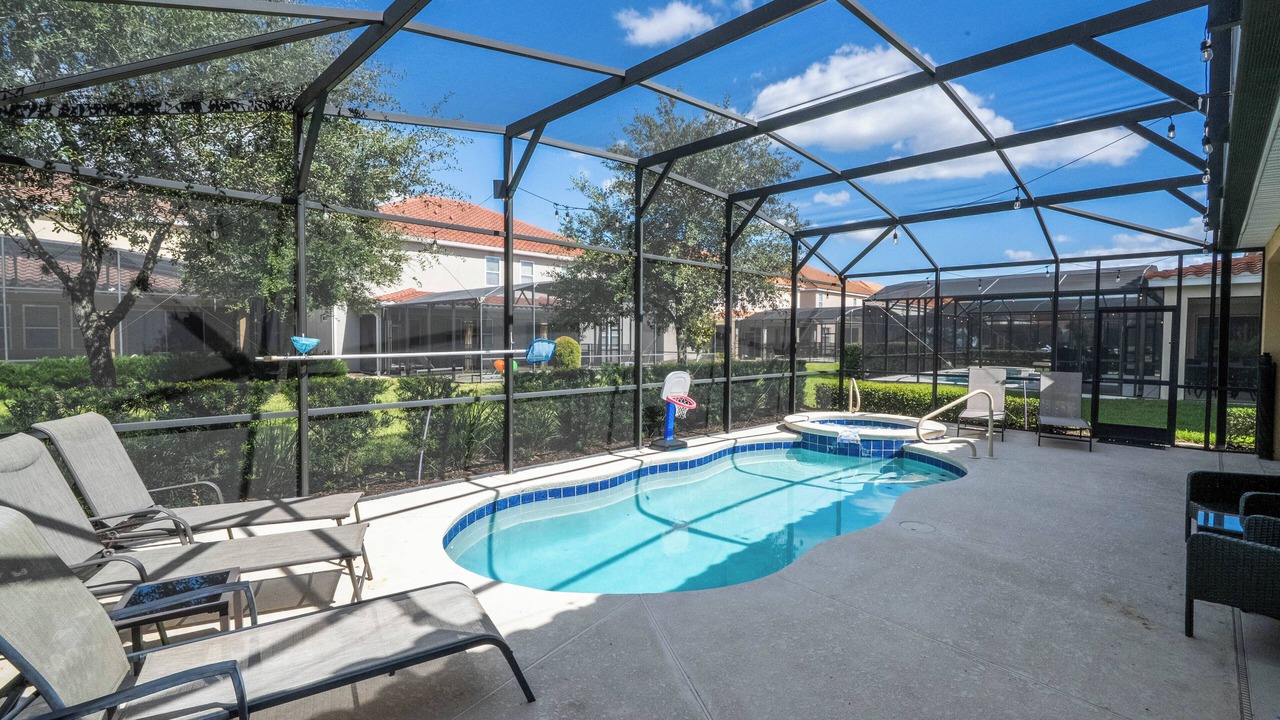 Photo of Outdoor in Loughman