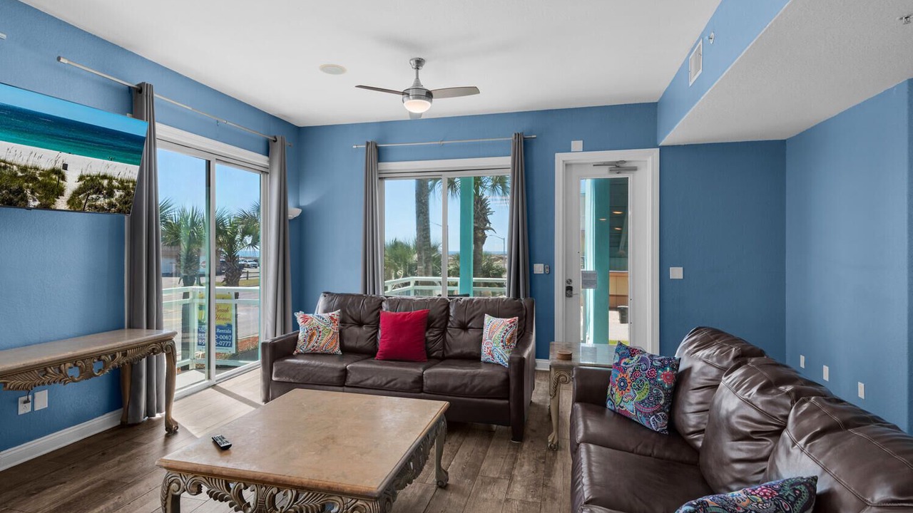 Photo of Livingroom in Pensacola Beach