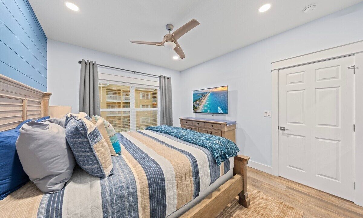 Photo of Bedroom in Seagrove Beach