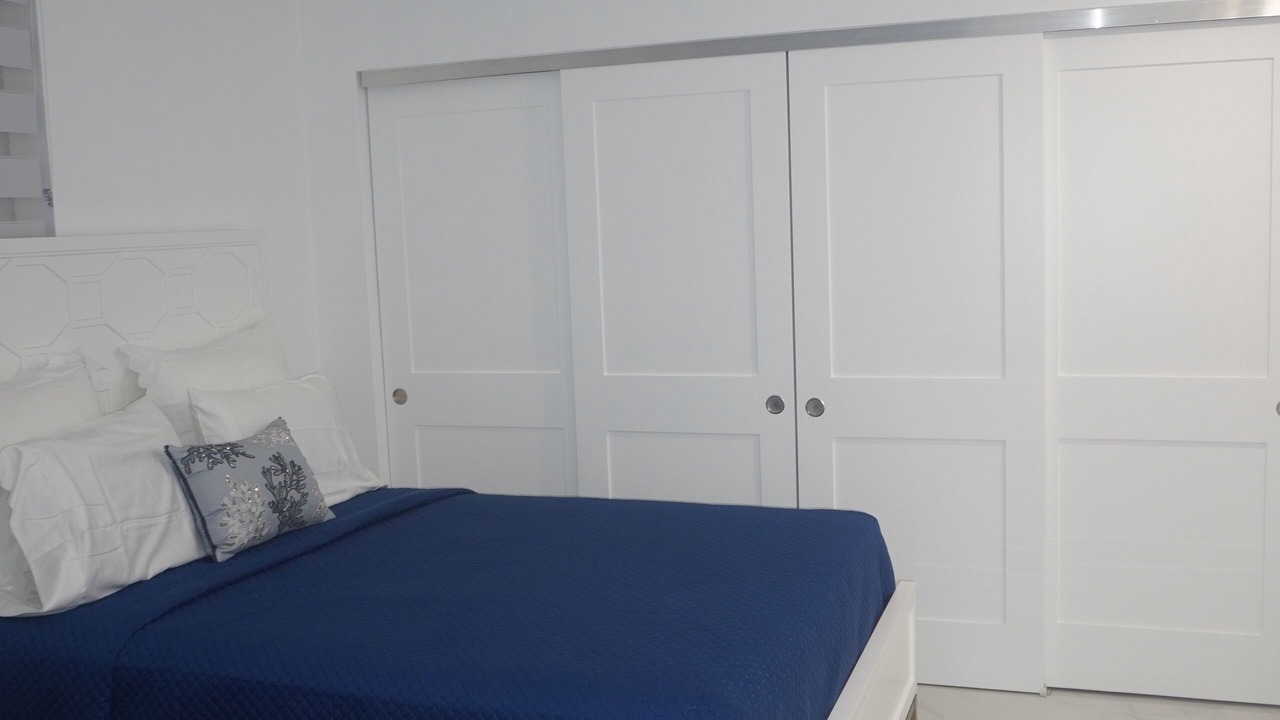 Photo of Bedroom in Hollywood South Central Beach