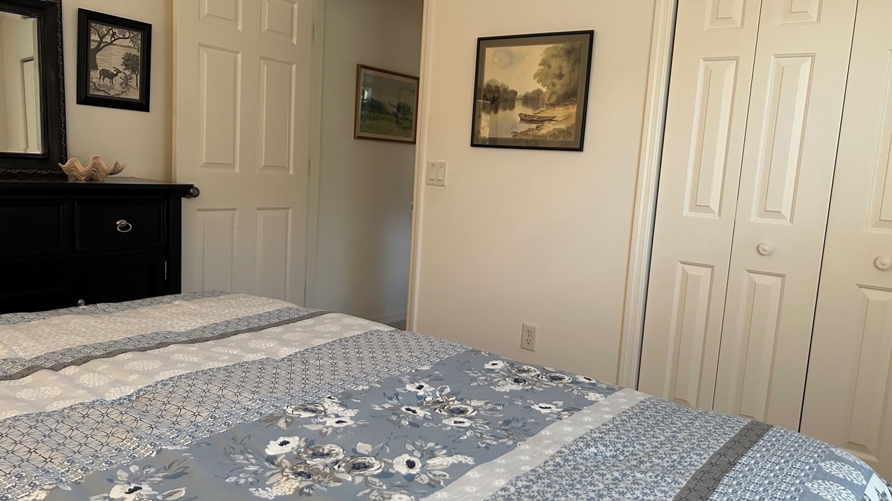 Photo of Bedroom in Woodbury