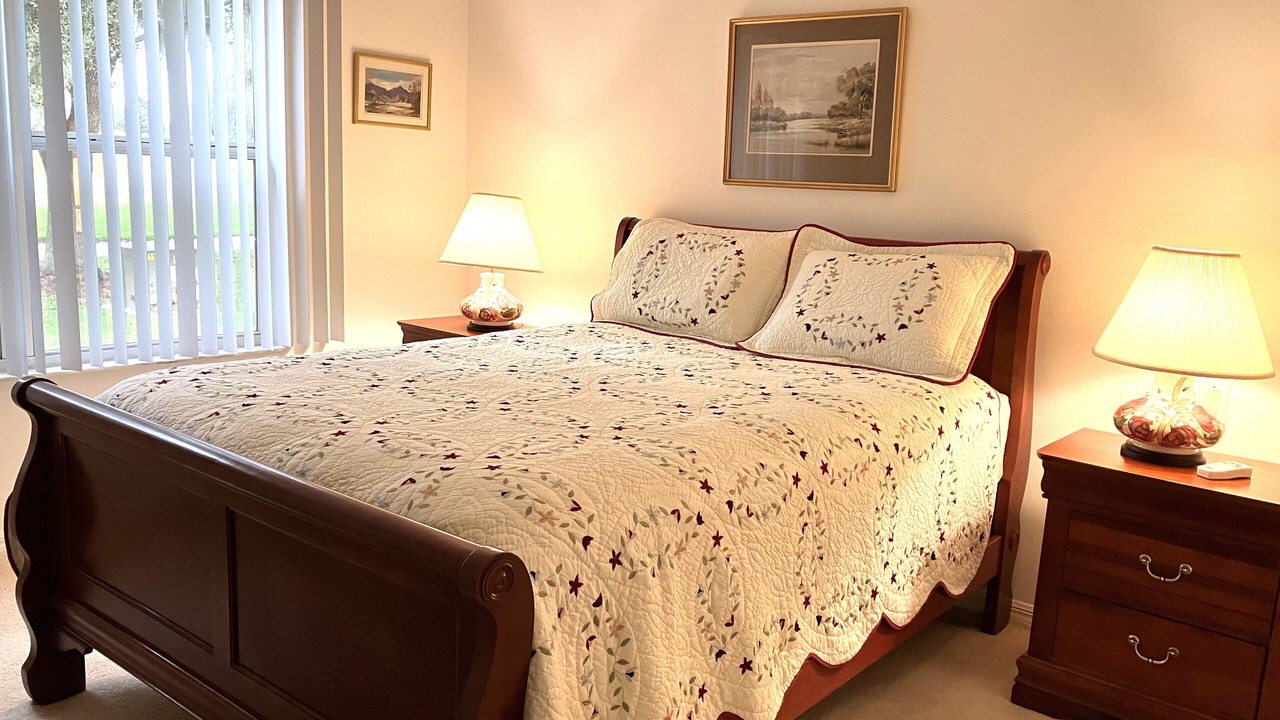 Photo of Bedroom in Woodbury