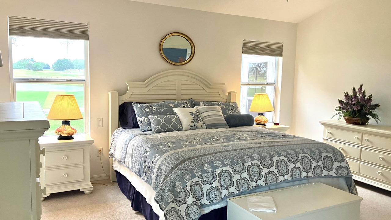 Photo of Bedroom in Woodbury